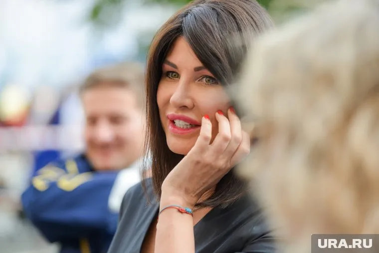 Ирина Текслер отправила очередной автомобиль на СВО