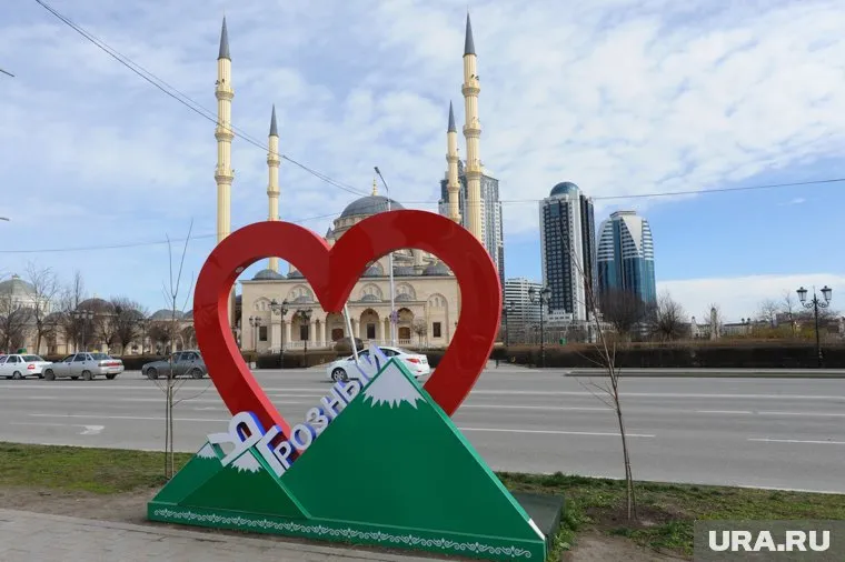 По мнению авторов инициативы, данный памятник должен появиться в центре столицы Чечни