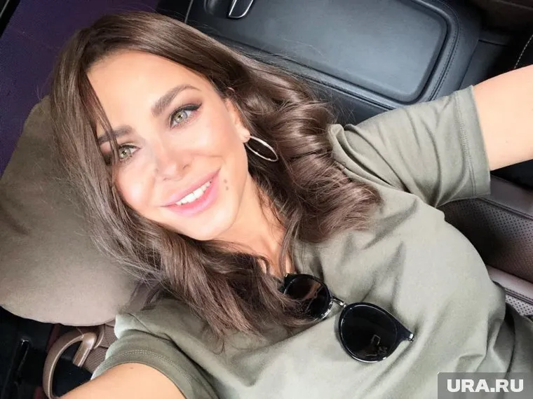 Сама певица предпочитает не комментировать щекотливую ситуацию