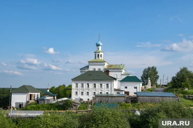 Иоанно-Богословоский монастырь построен в XV веке и является первым каменным зданием в Чердыни