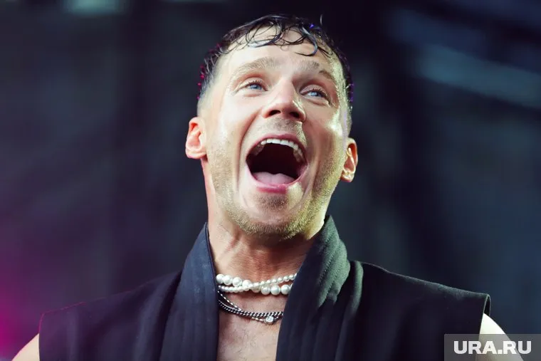 Певец рассказал, как рисковал жизнью ради спасения туристки