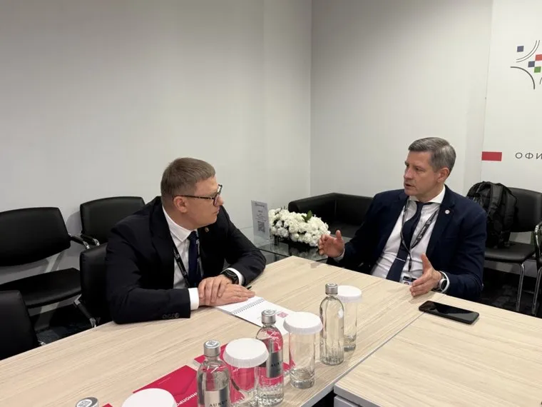 Алексей Текслер и Егор Ковальчук обсудили сотрудничество двух регионов