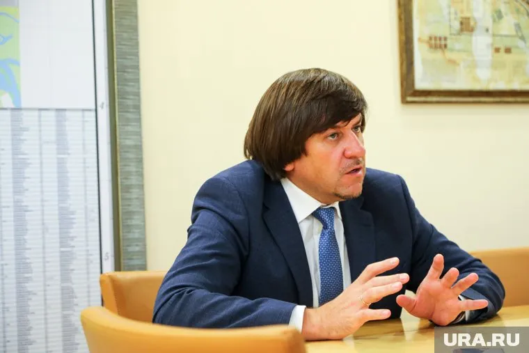 Максим Афанасьев призвал тюменцев увековечить свои имена в истории меценатства