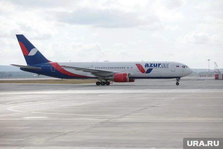 Компания Azur Air будет возить югорчан к Средиземному морю