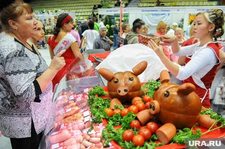 Уже в ближайшее время колбасные изделия станут многим не по карману