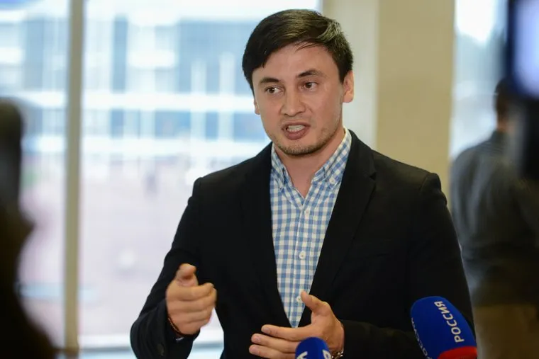 Заседание комиссии общественной палаты Челябинской области по вопросу оптимизации детских спортивных школ города. Челябинск, маматов эркин