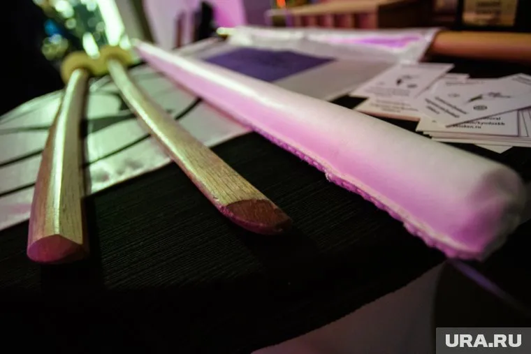 Пермяк мечом ударил автомобиль бывшей жены и скрылся