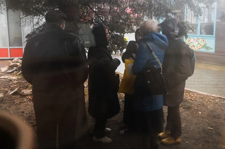 Праздничные митинги посвященные Первомаю. Челябинск, справедливая россия, выдают деньги за митинг