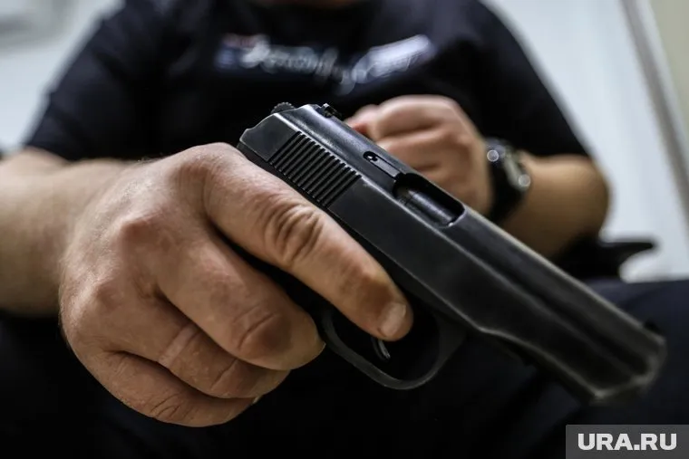 Разборка между мужчинами закончилось стрельбой