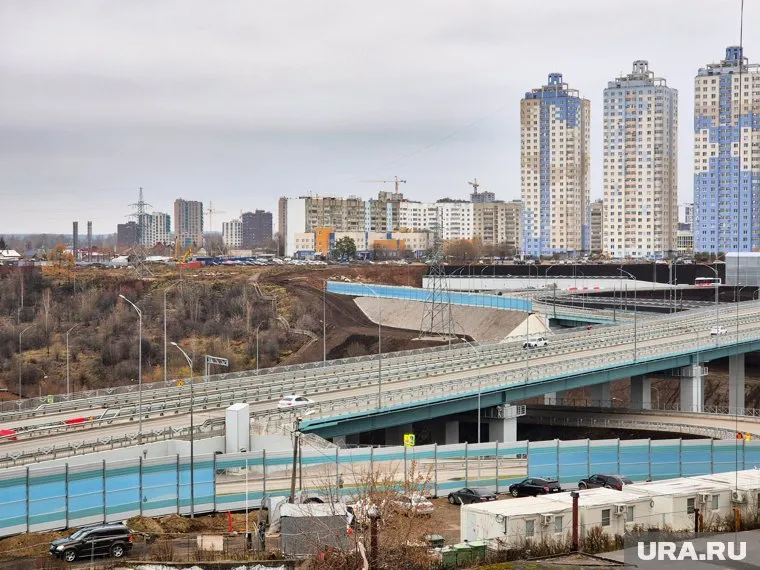 Новый четырехполосный путепровод имеет протяженность в 150 метров 