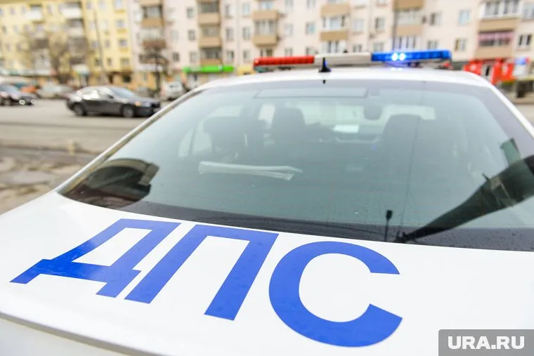 Мальчик перебегал дорогу в неположенном месте