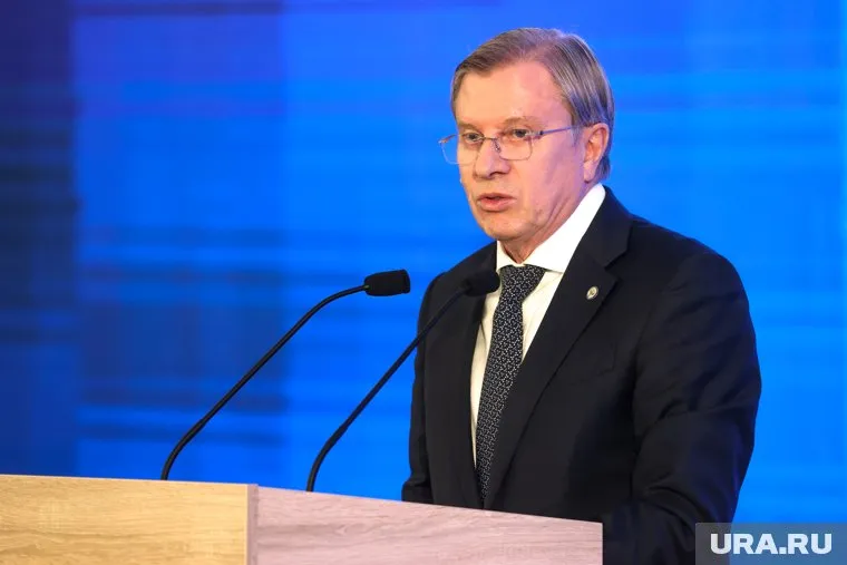 По словам Савельева, первые поезда ВСМ выйдут на линию через 4 года