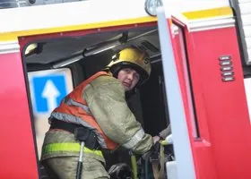 В Тюмени после волны звонков в регионах эвакуировали школу