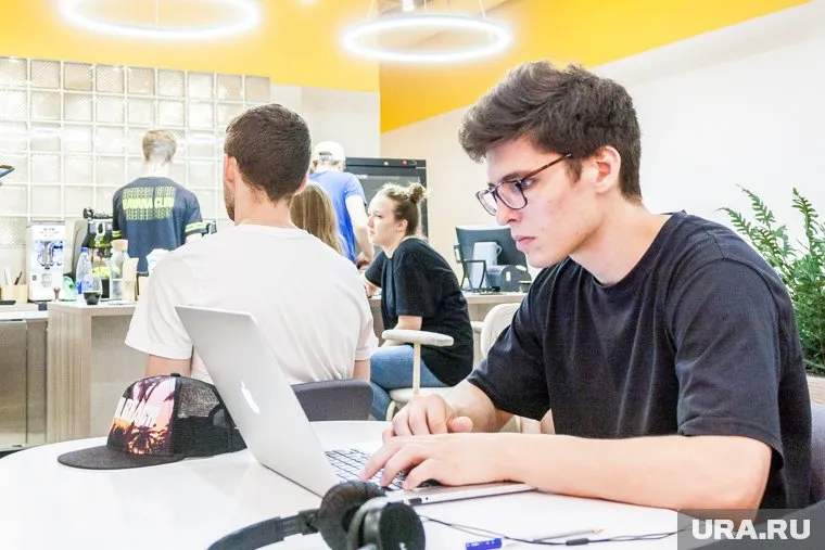 Почти половина югорчан столкнулись с нарушением кибербезопасности