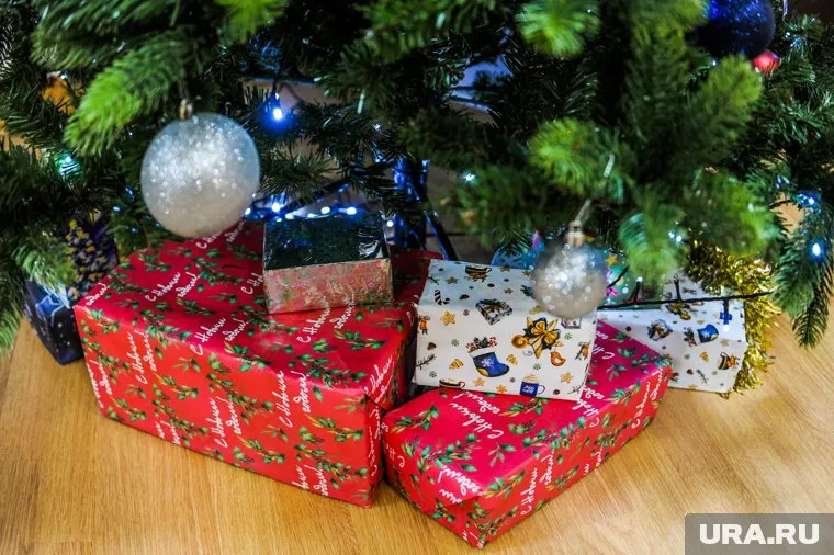 Детям подарят разные виды подарков