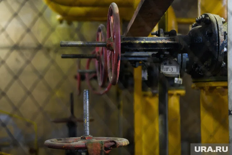 По словам Орбана, в суд Венгрия хочет обратиться из-за отказа от российского газа