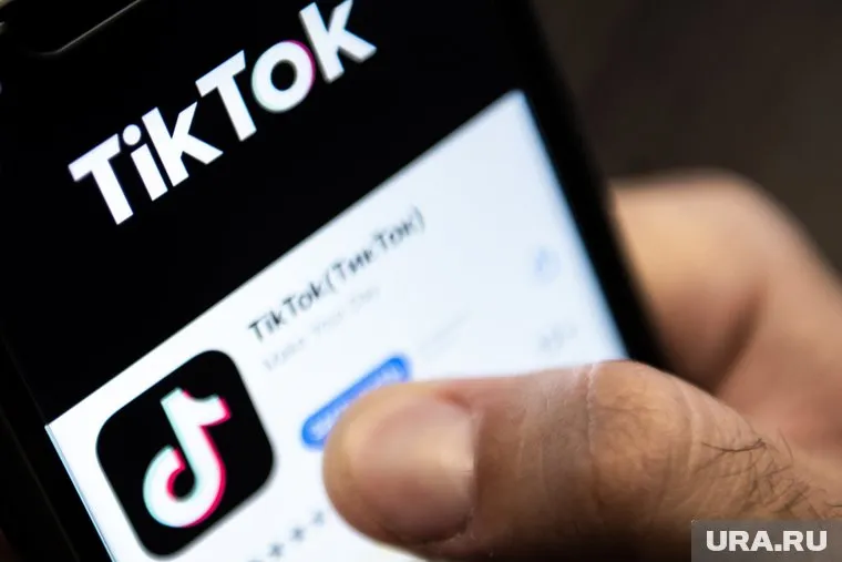 Приложение TikTok поддерживает информационную войну против РФ, следует из отчета китайских ученых