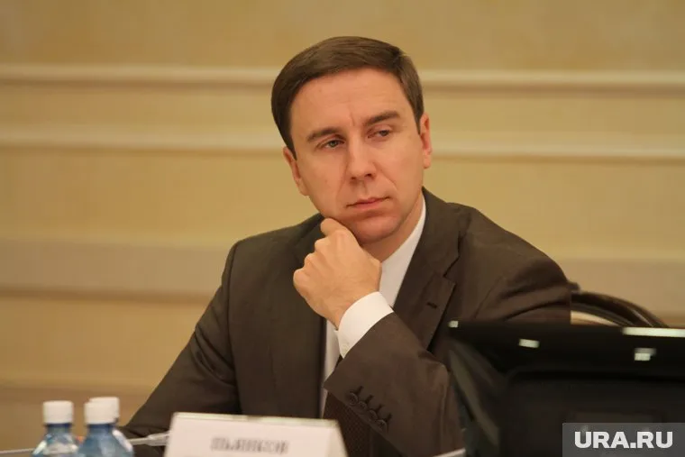 Александр Сидоренко был одним из немногих в свердловском кабинете министров, кто оставался без заместителей