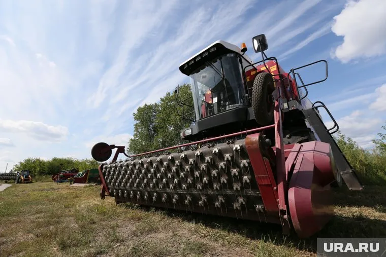 Механизаторам обещают высокую зарплату