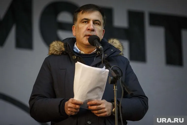 Михаил Саакашвили приговорен к девяти годам тюрьмы из-за растраты государственных средств