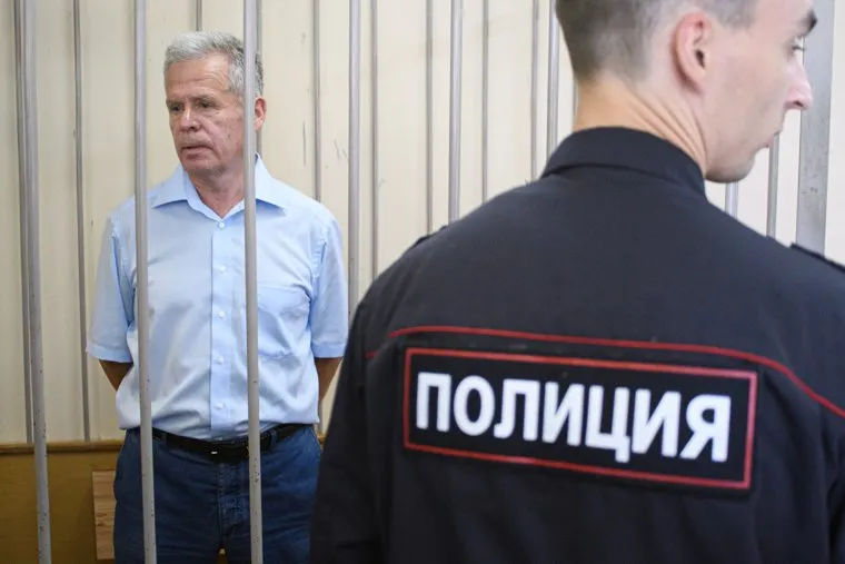 Судебный процесс по делу экс-мэра Каменска-Уральского Михаила Астахова. Свердловская область, Каменск-Уральский