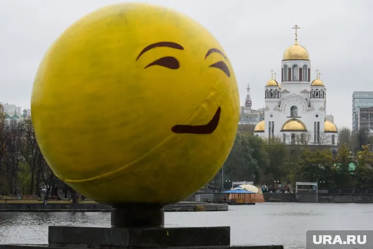 Противники строительства храма у драмтеатра готовы договариваться, но припасли план Б