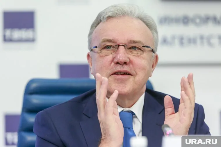 Александр Усс счел пожары в лесах естественным явлением