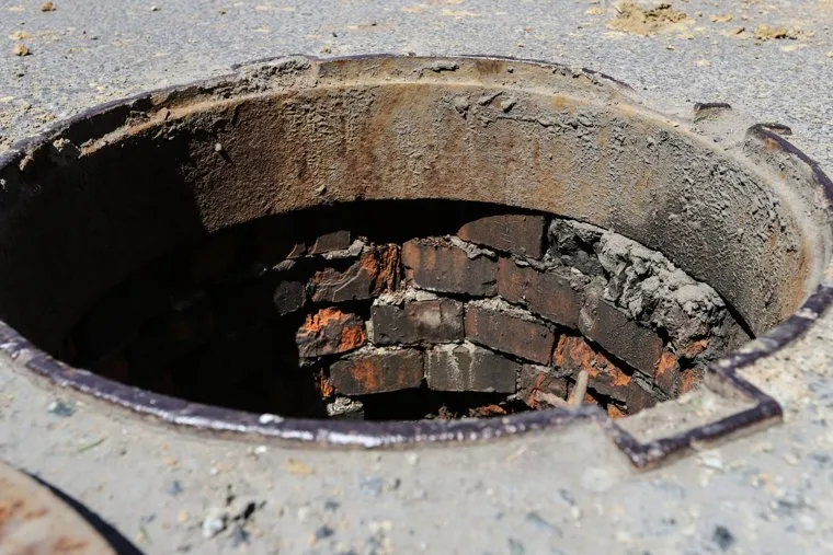 Ремонтные работы Водного союза на площади Ленина. Курган