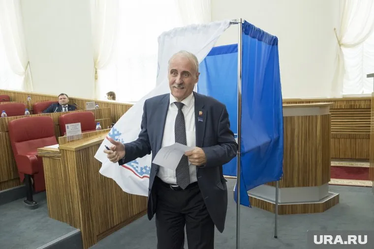 Провал эсеров на выборах политологи связывают со слабой работой главы ямальского отделения партии Валерия Степанченко