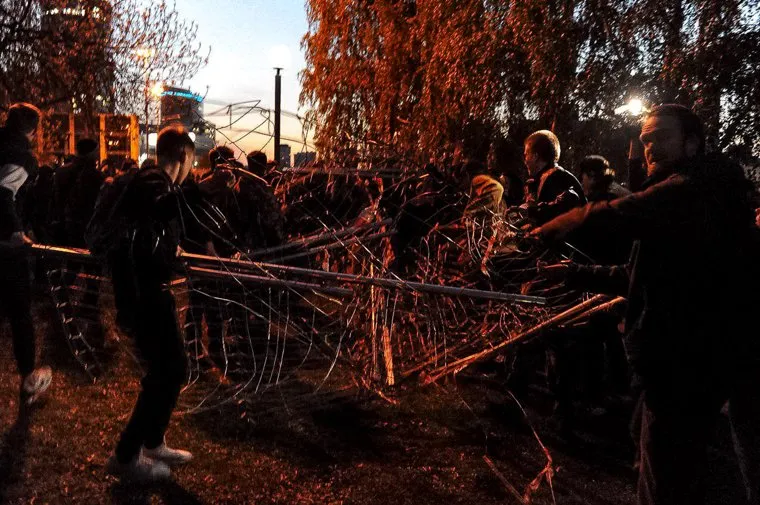 Акция против строительства собора святой Екатерины на территории сквера у Театра драмы (НЕОБРАБОТАННЫЕ). Екатеринбург