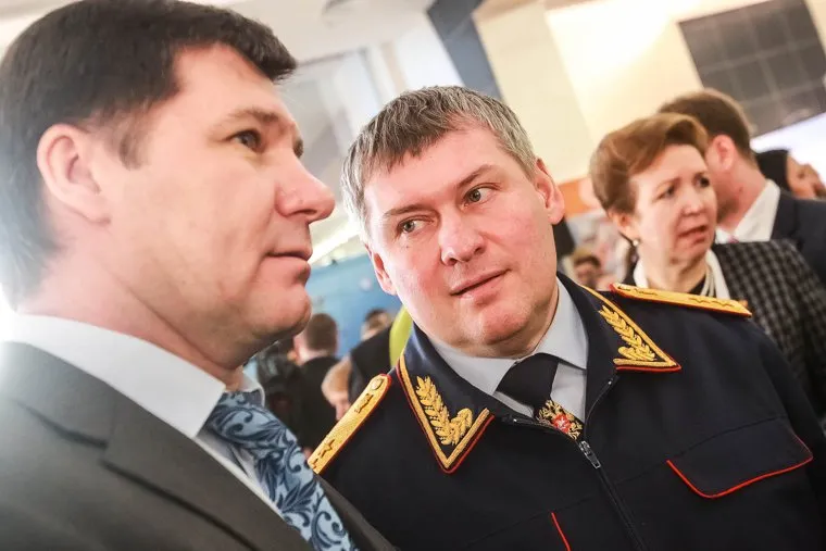 Павел Астахов. Всероссийская конференция по волонтерству. Тюмень, алтынов юрий, богинский михаил