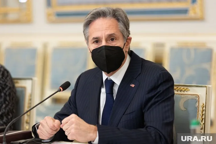 Блинкен: снятие санкций против России потребует прекращения огня на Украине