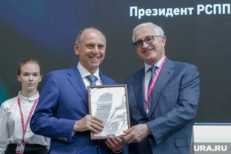 По словам Александра Шохина, Пумпянский отлично справляется со своей нынешней основной должностью в СОСПП