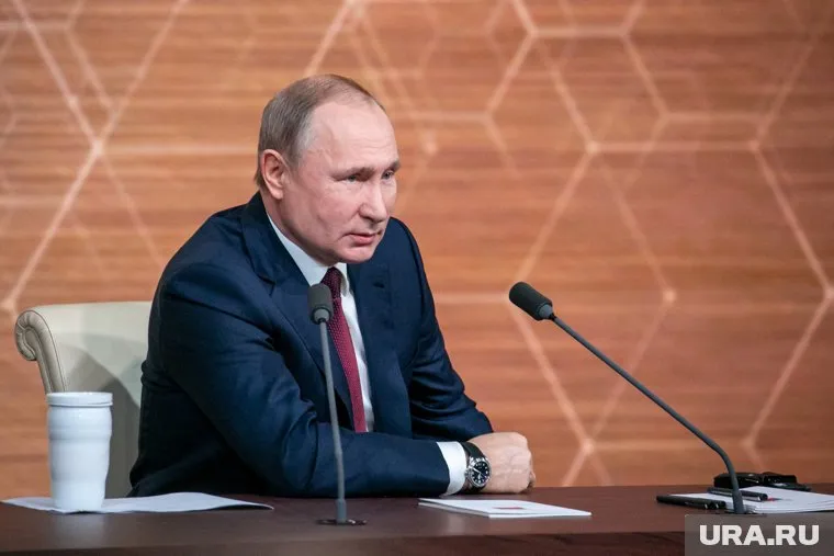Владимир Путин напомнил американским партнерам о продлении договора СНВ-3