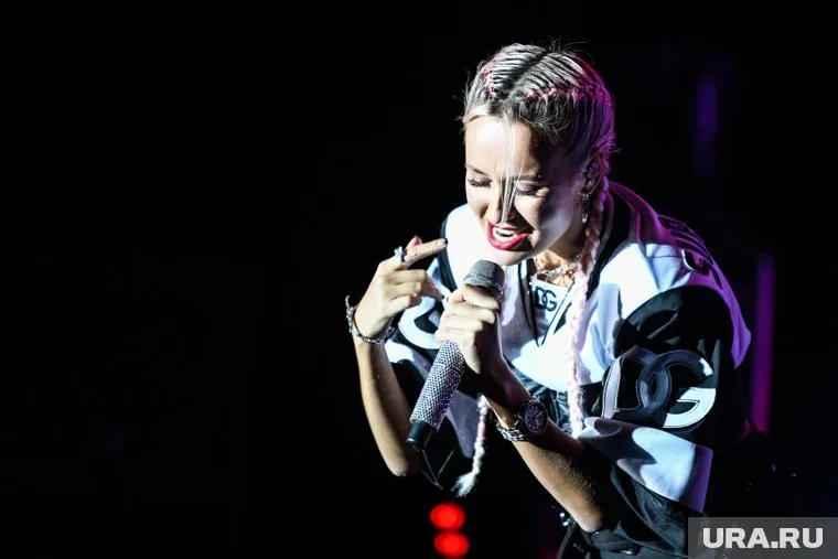 Клава Кока отдыхала в элитный горнолыжный курорт Куршевель