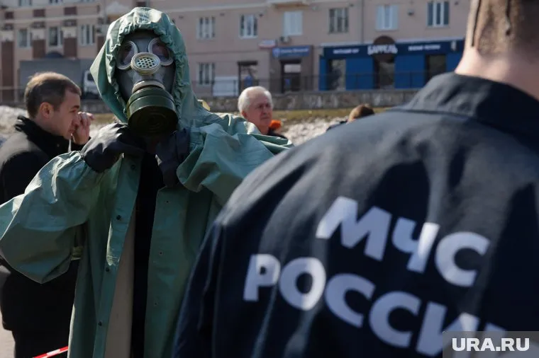 Российские спасатели ликвидируют последствия катастроф по всем миру