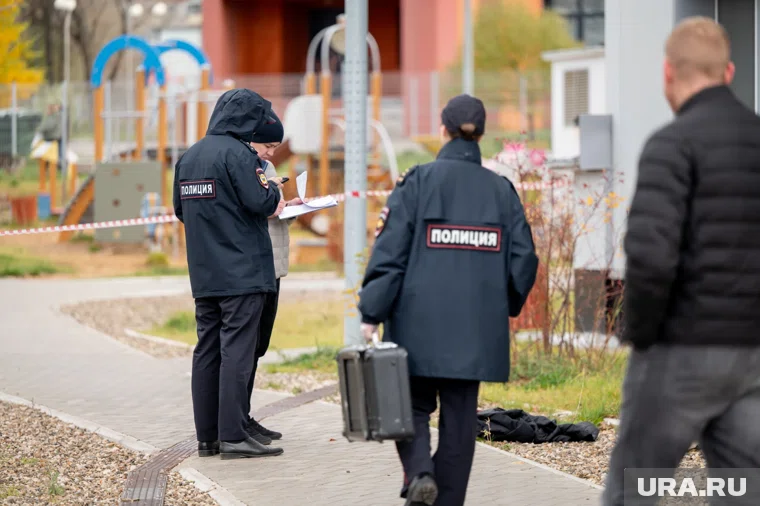 На месте происшествия обнаружена сумка с документами, принадлежащяя погибшей