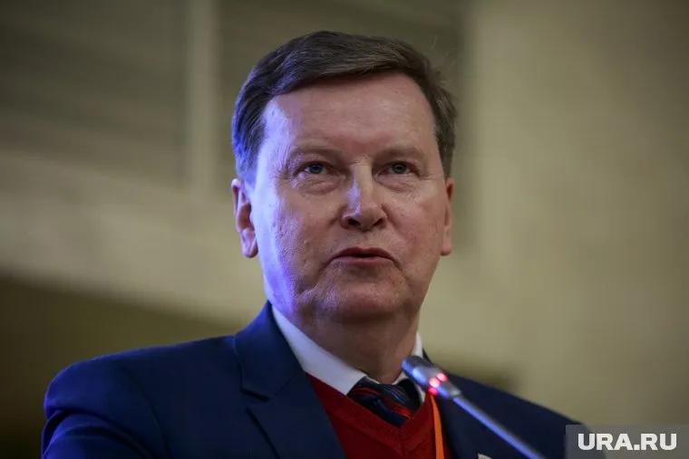 В том, что Нилов проголосовал против своего же закона виновна "дьявольская система", объяснил депутат