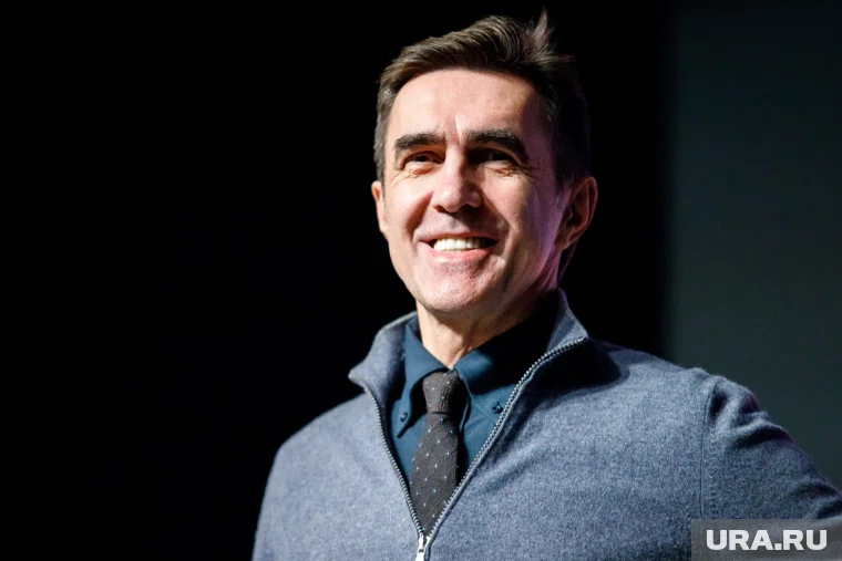 Вячеслав Бутусов - выпускник архитектурного института и главный основатель свердловской рок-школы