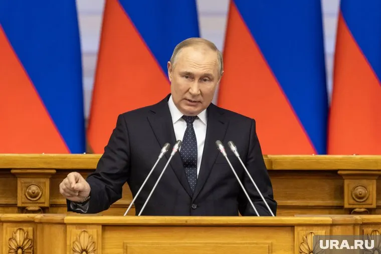 Владимир Путин не дал миру «шагнуть в пропасть», считает спикер Госдумы