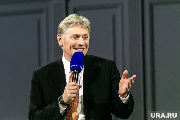 В НАТО должны призвать Украину не помышлять о военных действиях, считает Дмитрий Песков