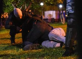 Причиной издевательств группы челябинцев над мигрантом силовики назвали ревность