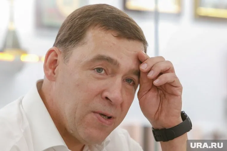 Евгений Куйвашев 22 июля поручил минздраву решить проблему с дефицитом врачей