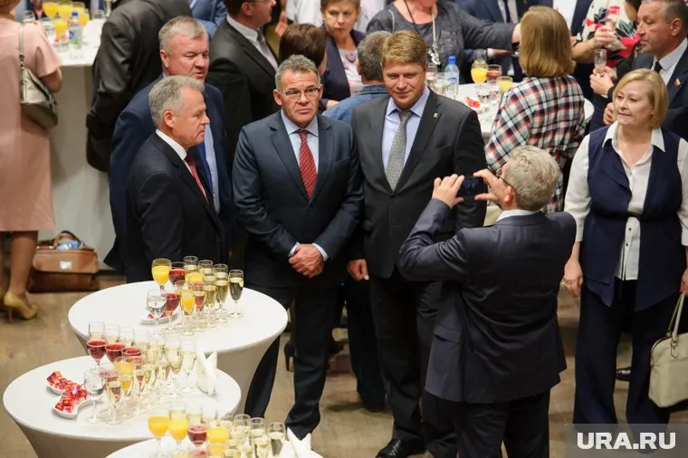 Владимир Тунгусов пообщается с мэрами с глазу на глаз