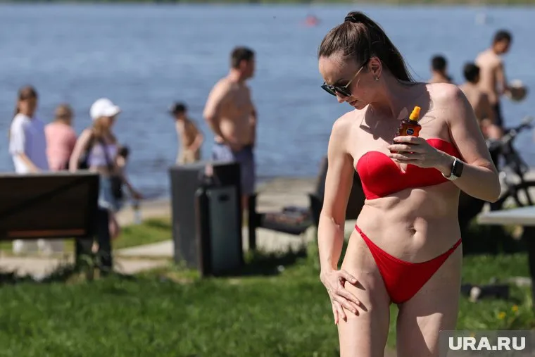 Летом особенно важно ухаживать за кожей