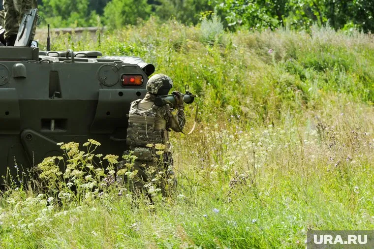 Российские войска перекрыли пути снабжения украинской армии на Донецком направлении