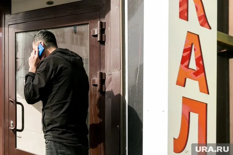 Мошенники представлялись жертве представителями разных ведомств и организаций