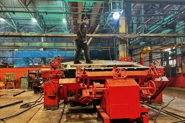 Завод КМЗ. Курган