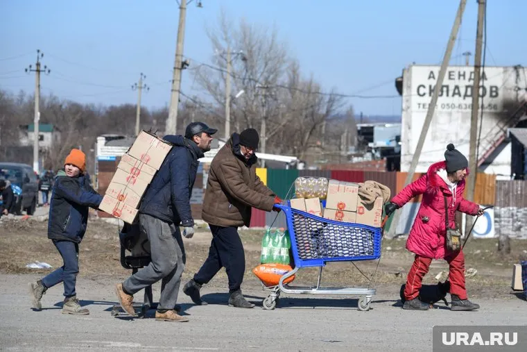 Киевские власти предложили жителям Херсона покинуть город