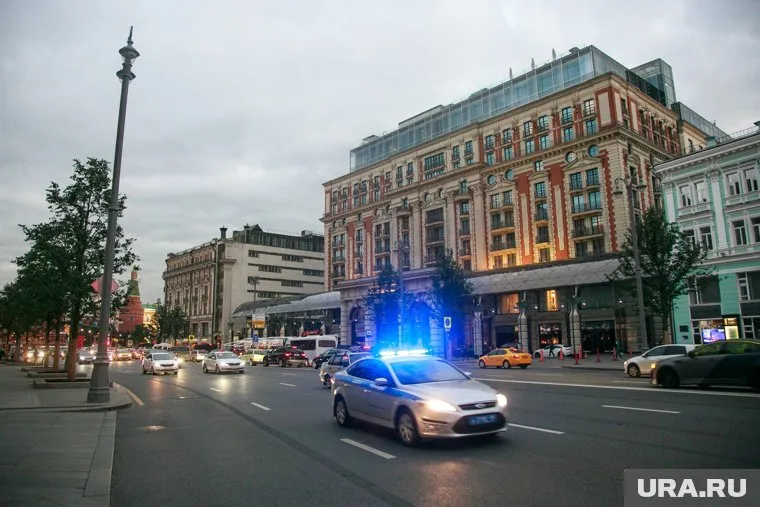 Роженицу довезли до больницы с мигалками и сиреной